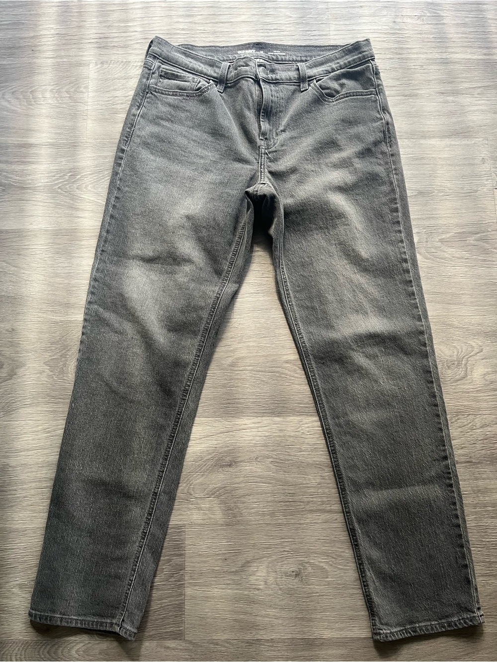 Old Navy Mid-Rise Wow Boyfriend Grey Jeans